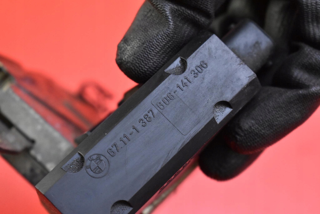 Замок дверь левый перед передний eu 8146231 bmw e36 compact 90-00 с Разборки