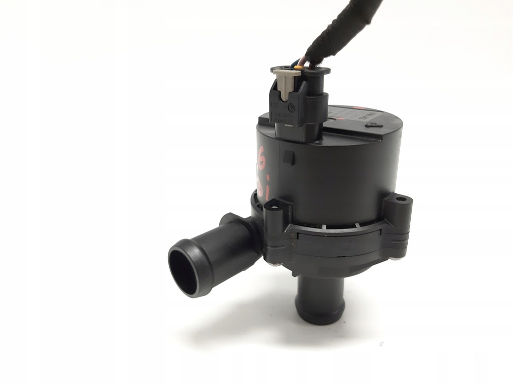 фото №6, Дополнительная помпа wody audi a3 8v 1.6 tdi 5q0965567