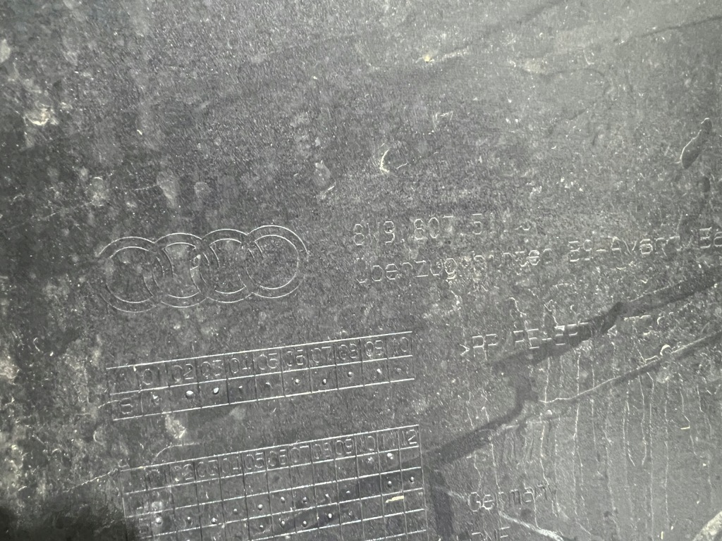 Бампер задняя audi a4 kombi avant 8w9807511 Киев