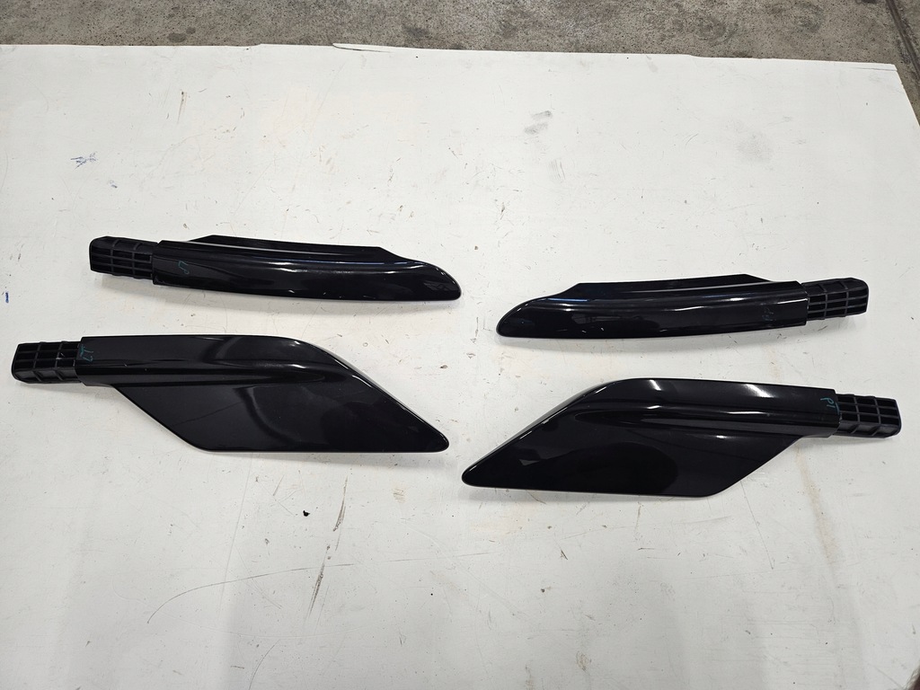 фото №1, Citroen c3 aircross заглушка рейлинг левая правая задняя рейлинг