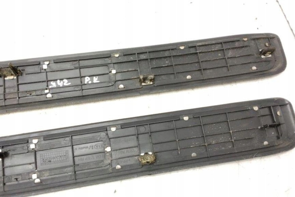 фото №8, Передня ліва молдинг декоративна поріг kia sportage v nq5 858751f000 2.66l