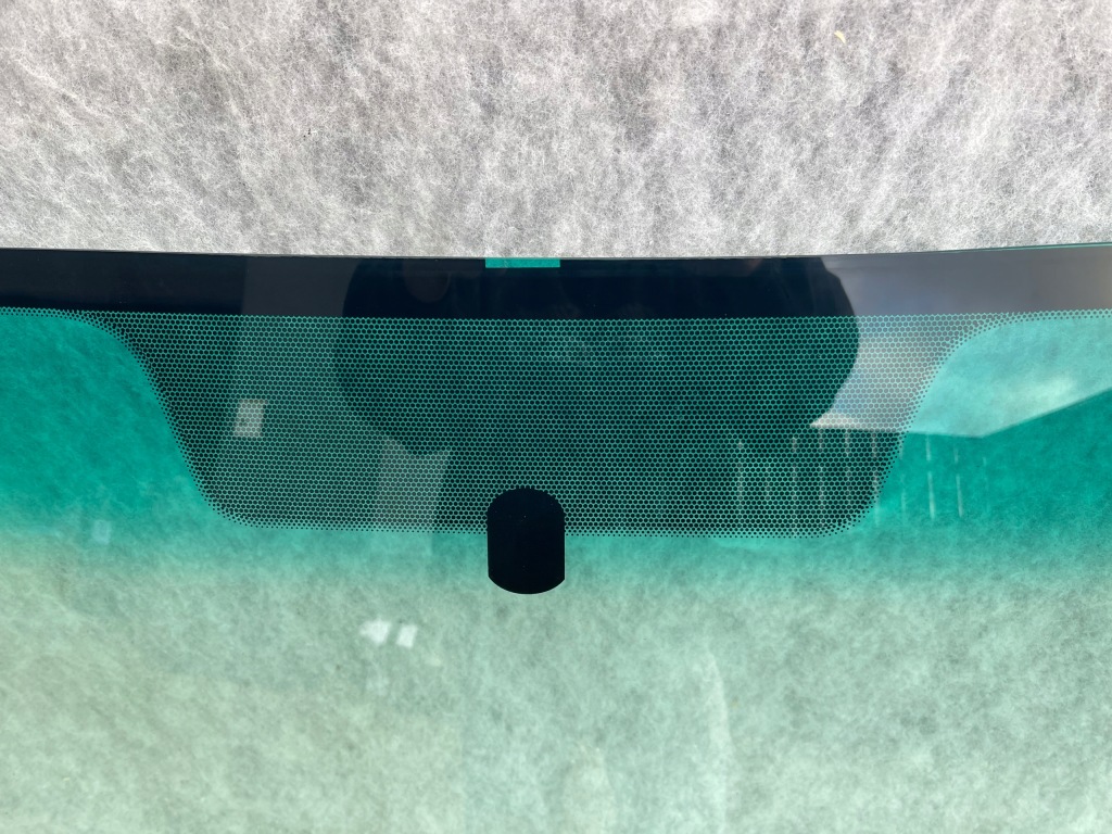 фото №2, Toyota highlander стекло передняя nowa 2000-2007