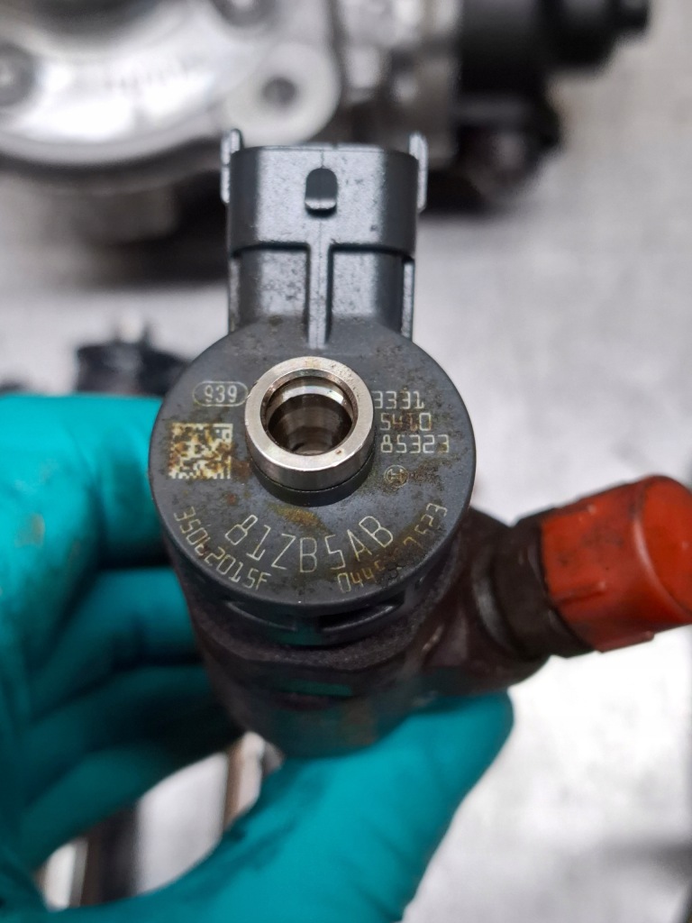 Система паливний maserati 3.0 d m15746d 0445010696 0445110523 Ціна