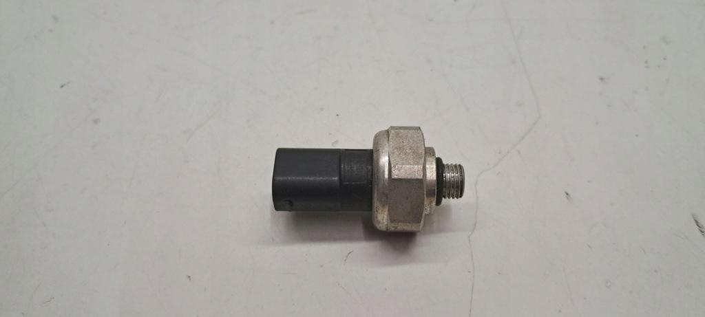 Купить 2110000203 mercedes sprinter w906 06-18 датчик кондиционера