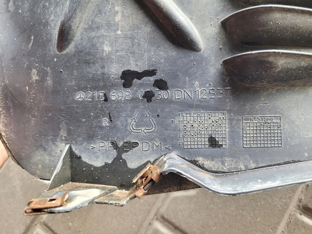 Підкрилок перед передні праве mercedes cl 55 amg w215 в Україні