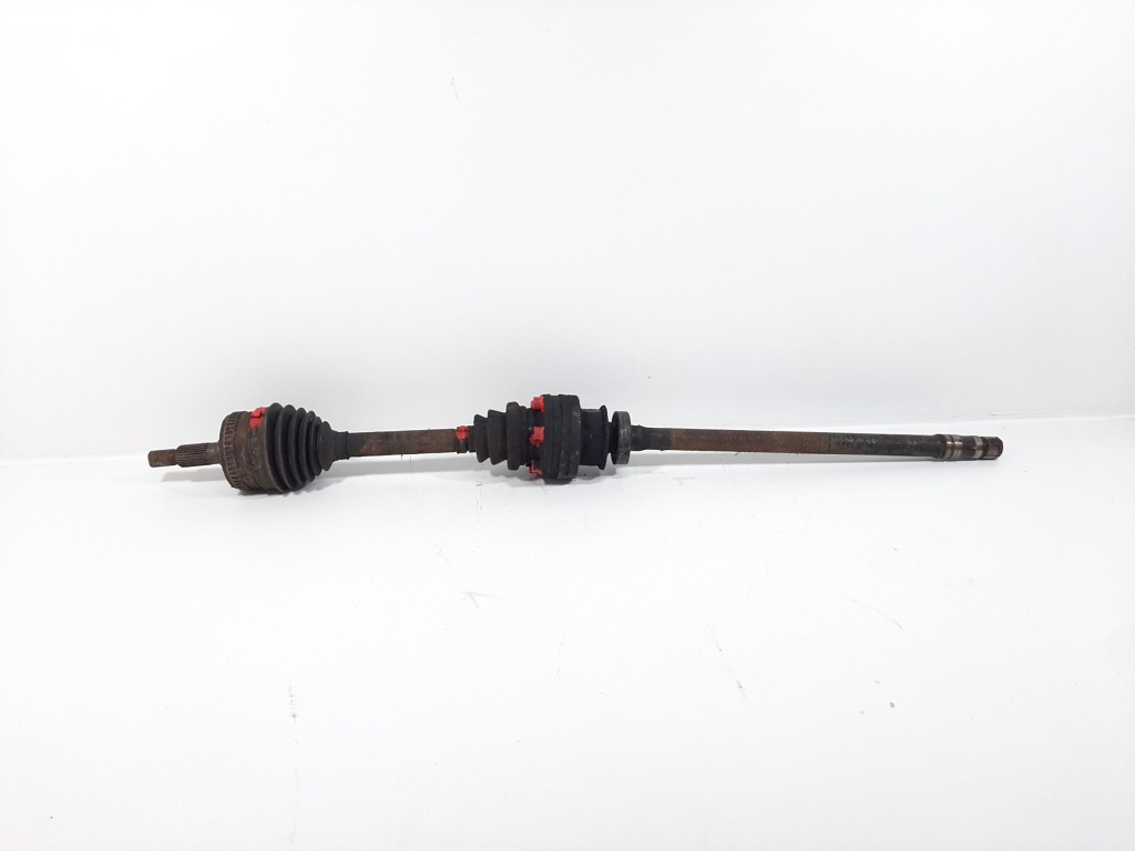 фото №1, Mercedes vito w638 108d 2.3d 98r приводной вал правая длинная