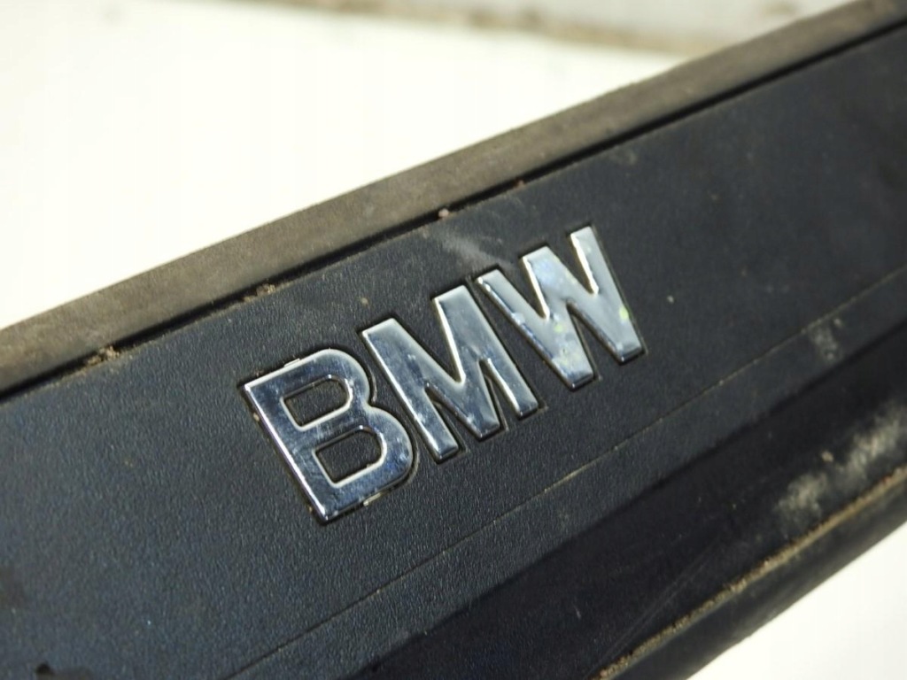 Накладка накладка порога  лівий передні  bmw x1 e84 8047745 Зі Шроту
