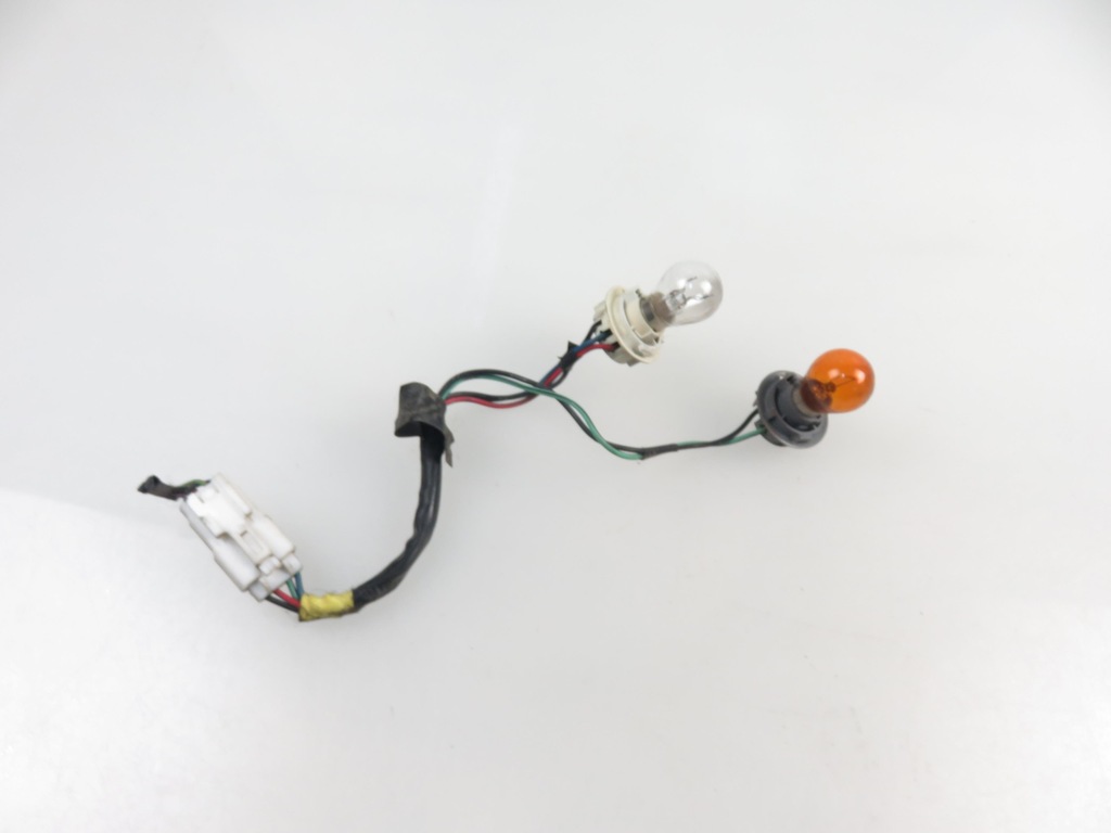 фото №1, Вкладиш лампи лівий задня kia carens ii fj