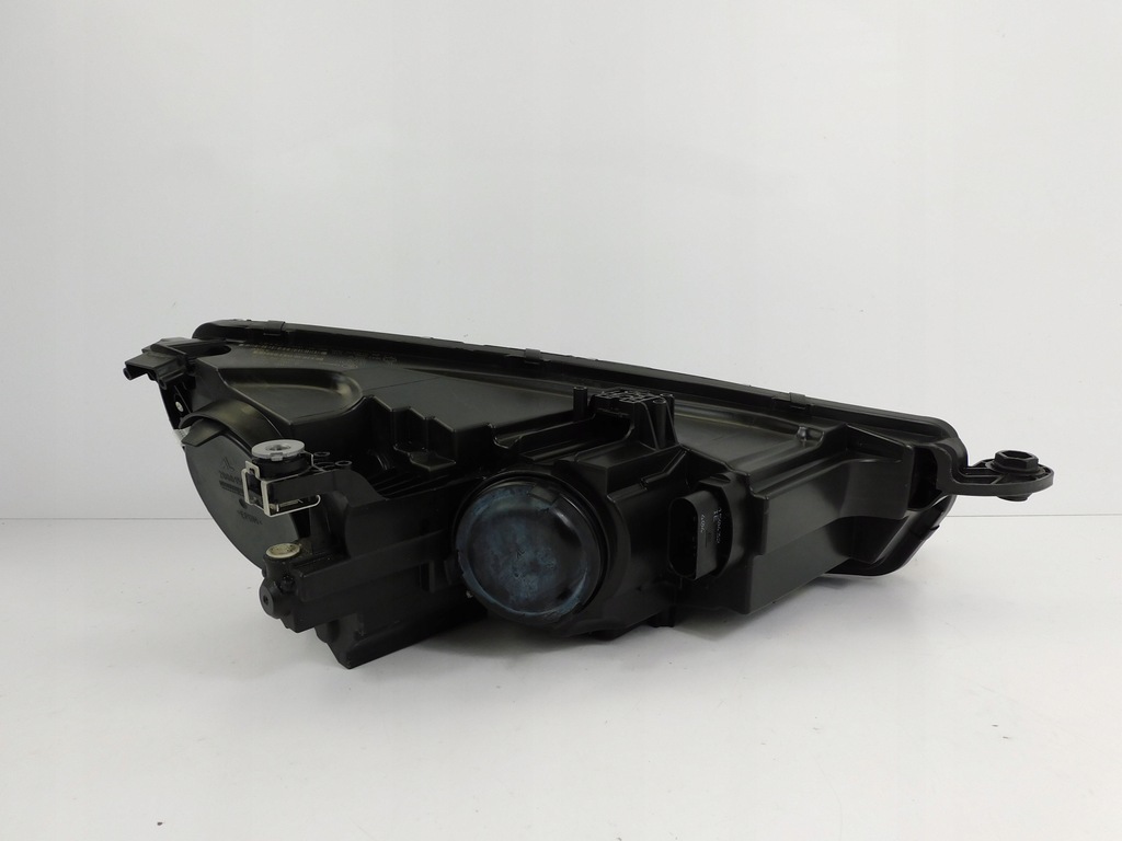 фото №11, Лампа левая ксенон led audi tt tts 8s0941005c