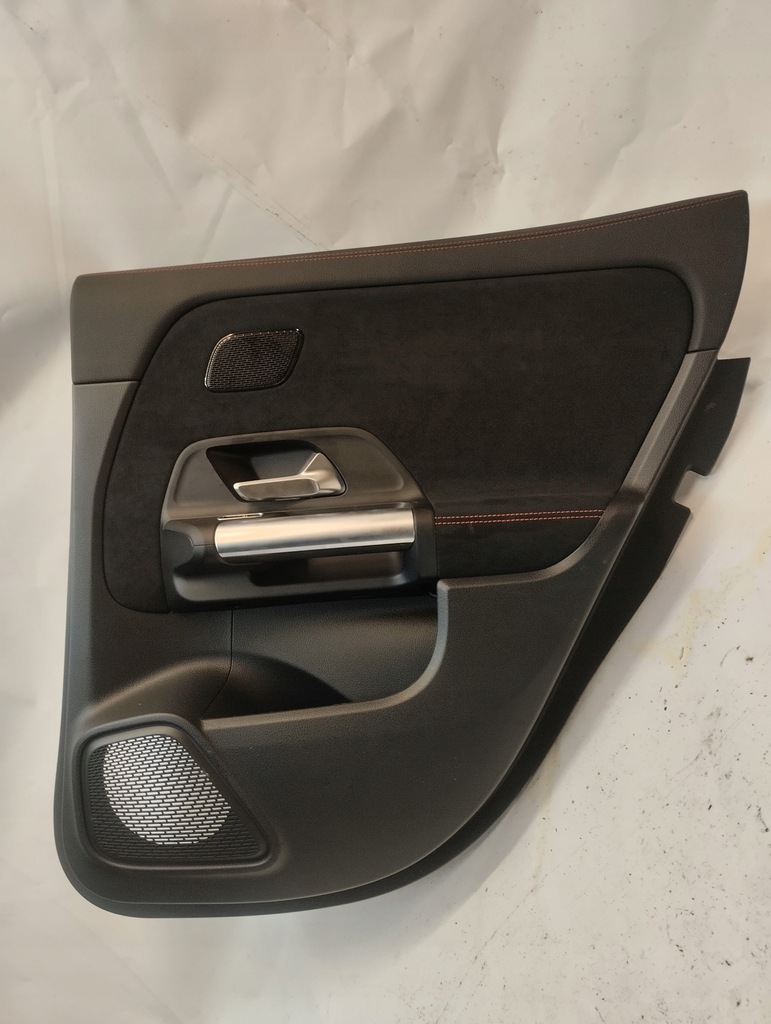 фото №1, Mercedes gla w247 обшивка обивка дверь задняя правое