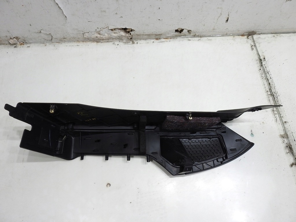 фото №6, Кронштейн кронштейн полка правый задняя peugeot 407 sw