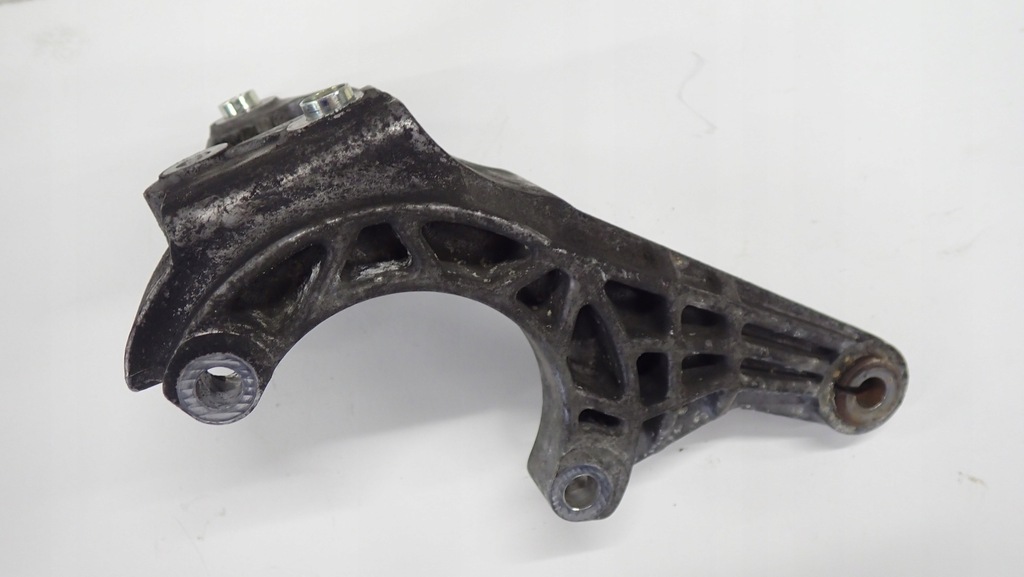 фото №1, Кронштейн насоса усилитель porsche cayenne 059145167am