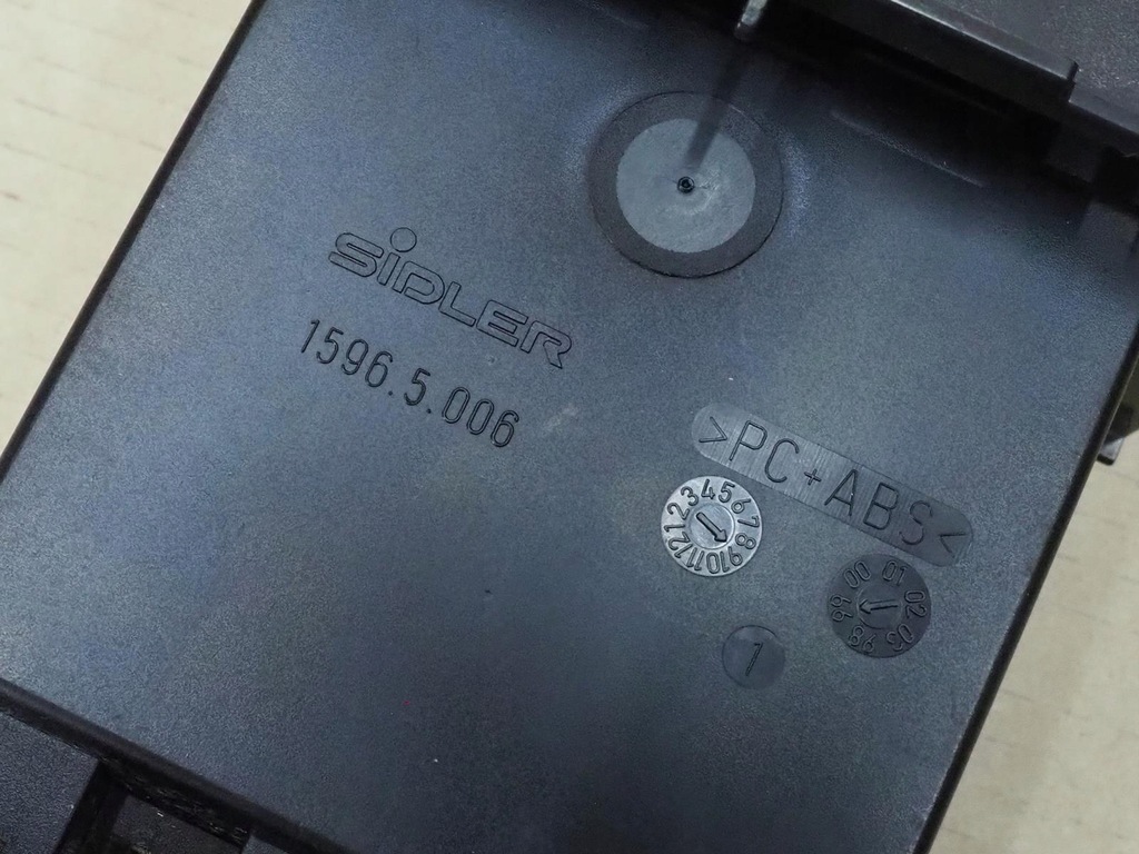 фото №15, Jaguar s-type 99-04 бардачок панелі середній