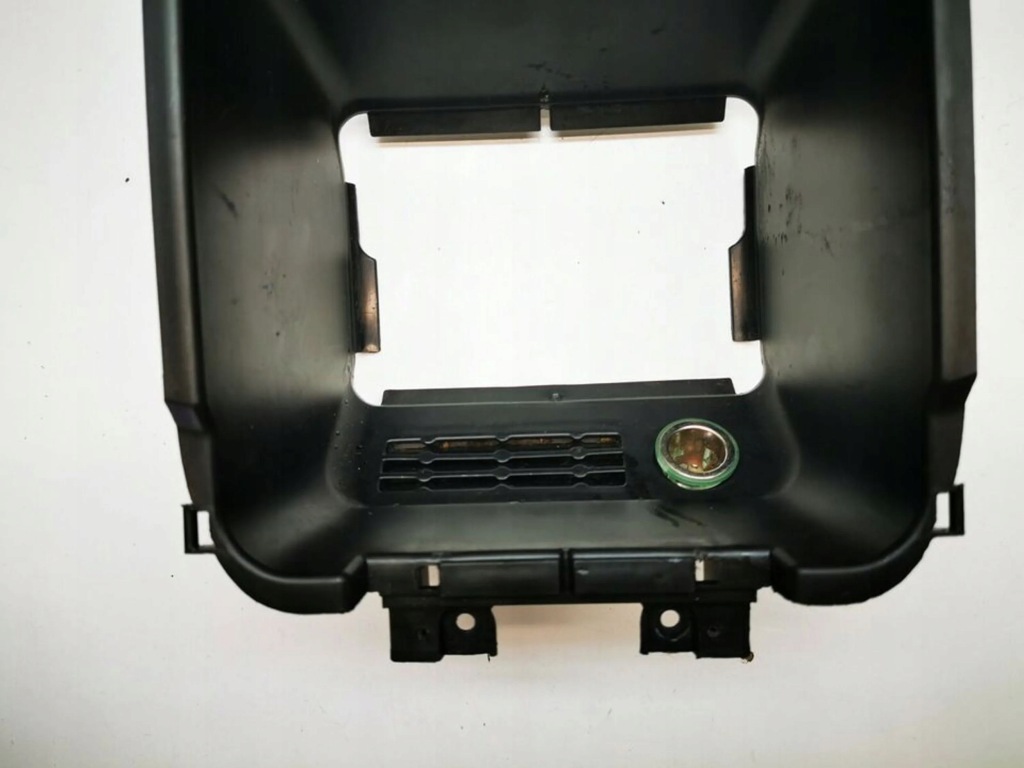 фото №4, Роз'єм 12v перед перед land rover range rover l322 8264232