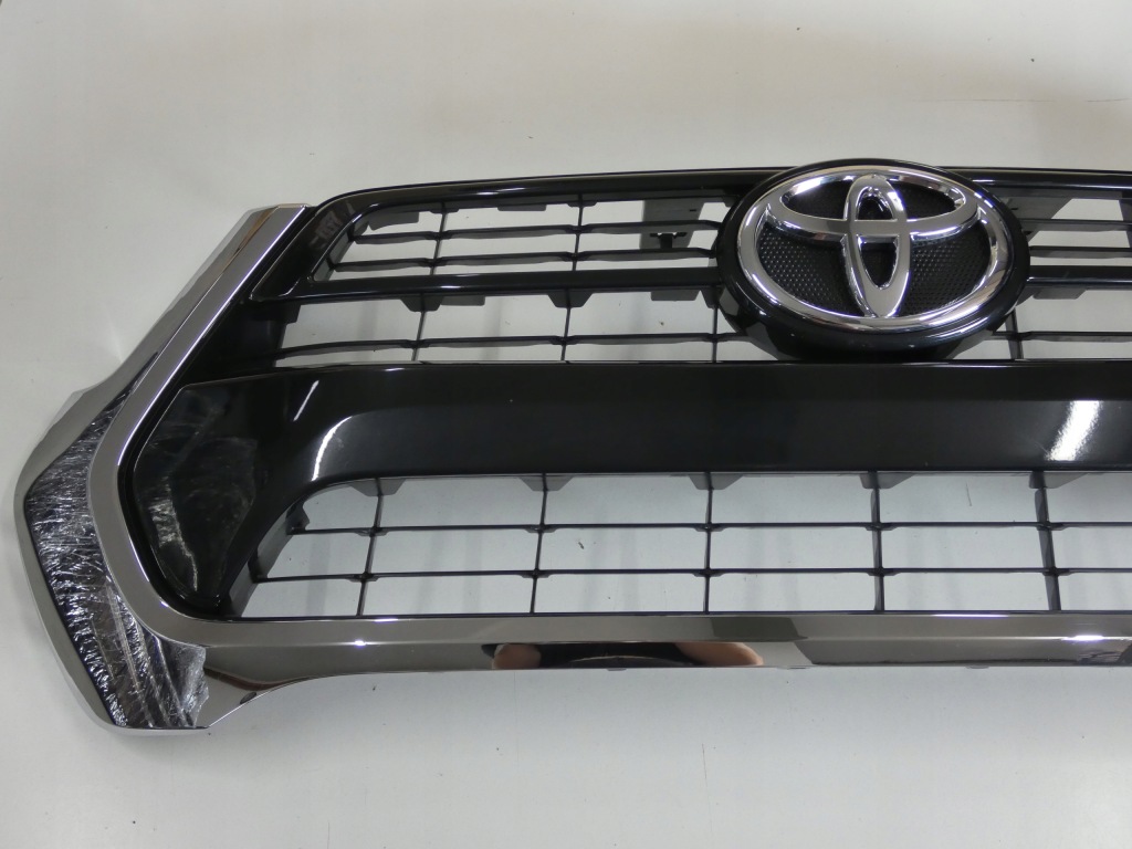 фото №2, Решётка радиатора, решётка радиатора toyota hilux