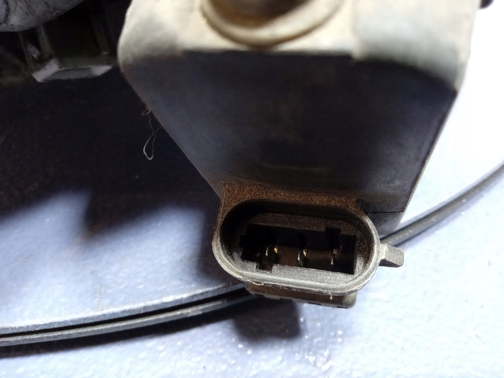 фото №7, Renault trafic ii vivaro a фара лівий лампа передня 7700311371