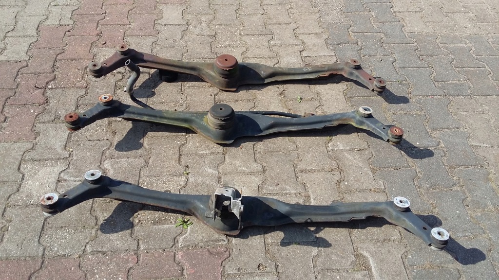 фото №1, Балка двигателя vw passat b3 b4 golf iii