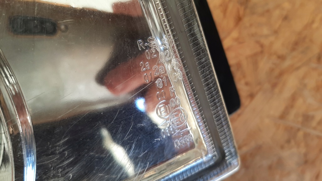 фото №5, Renault scenic лампа задняя задняя левая хром