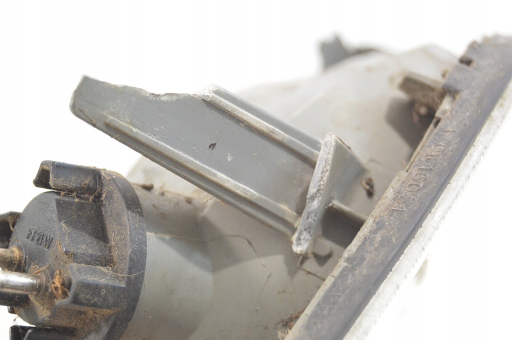 Поворотник белый левый оригинал рестайлинг  mercedes w140 s klasa 1305233938 Цена