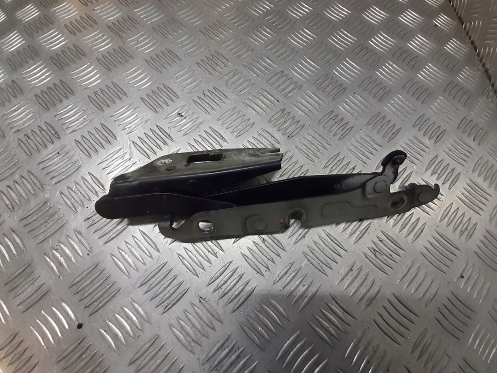 фото №1, Петля кришки лівий a6 c6 4f5827301 sedan lb7z