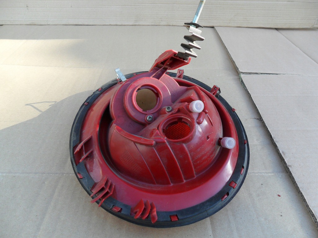 фото №11, Vw new beetle lift 06- лампа ліва задня 1c0945095m