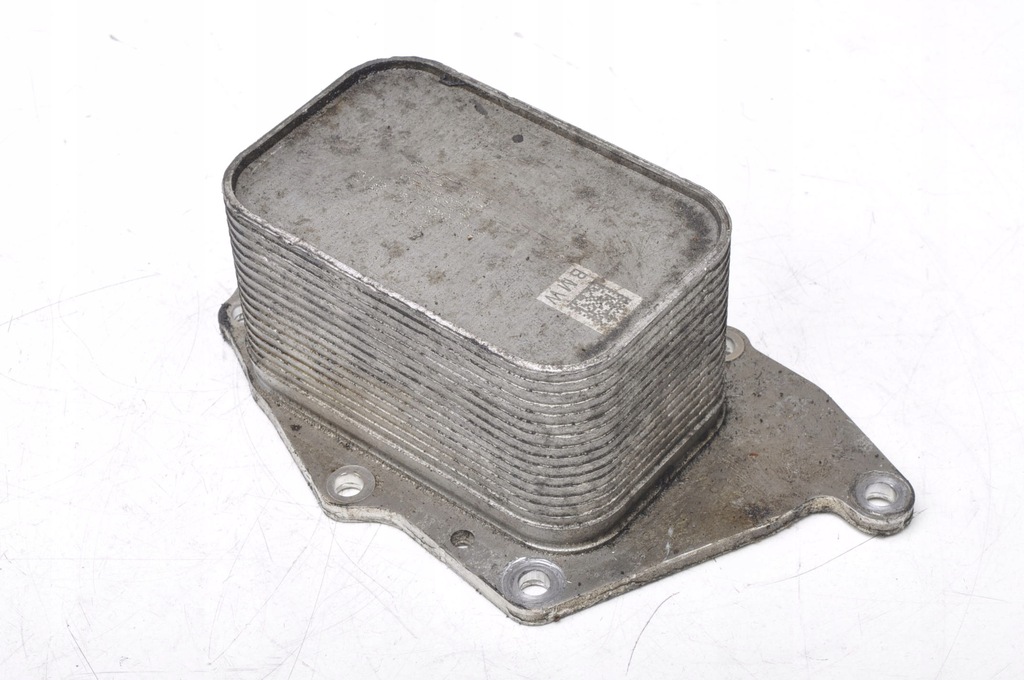 фото №1, Mini f56 2.0 радиатор масла 8585236