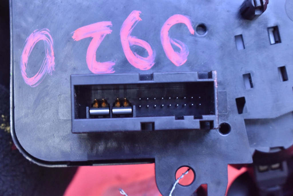 фото №12, Переключатель комбинированный подрулевой переключатель 13250221 gc opel astra 3 h 1.6 16v 105 km 04-07