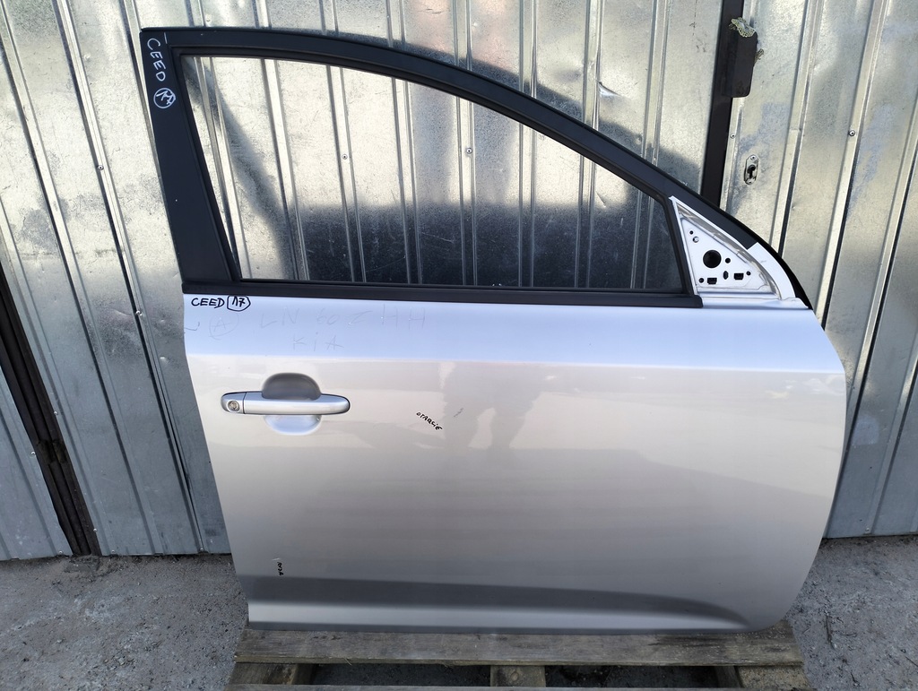 фото №1, Дверь правое правый перед kia ceed i lift цвет 9s 2009-2012