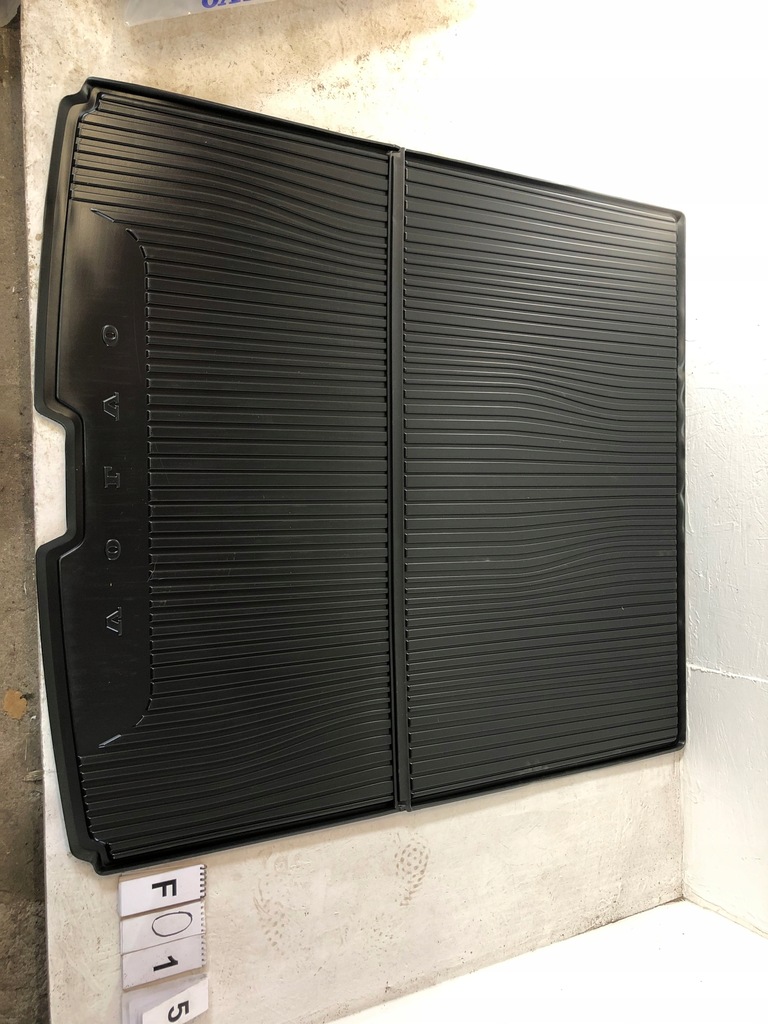 фото №5, Volvo xc90 ii килимок/обшивка do багажника