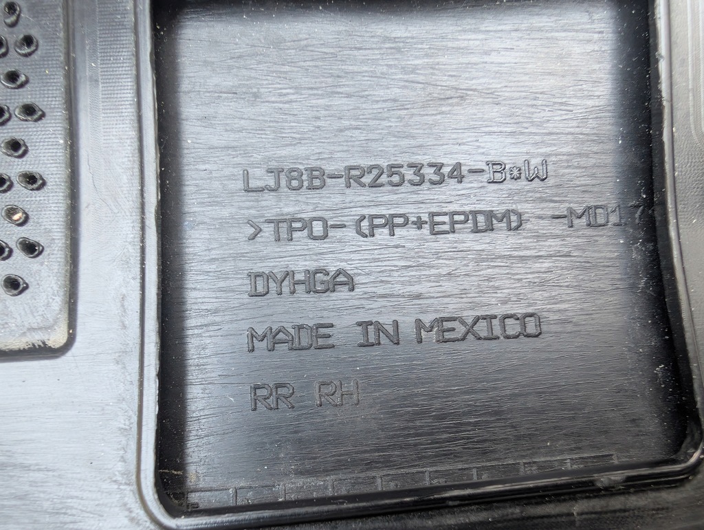 фото №10, Молдинг двері правий задня ford mustang mach-e lj8b-r25334-daw