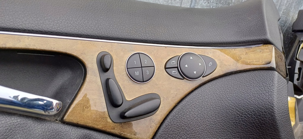 W211 lift kombi avantgarde сиденья обшивки комплект кожа декоры память harman в Украине