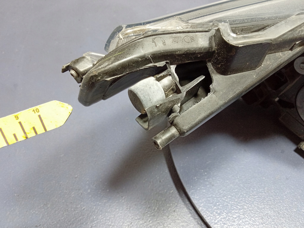 фото №6, Toyota hilux viii lift фара левый 81150-0kk60