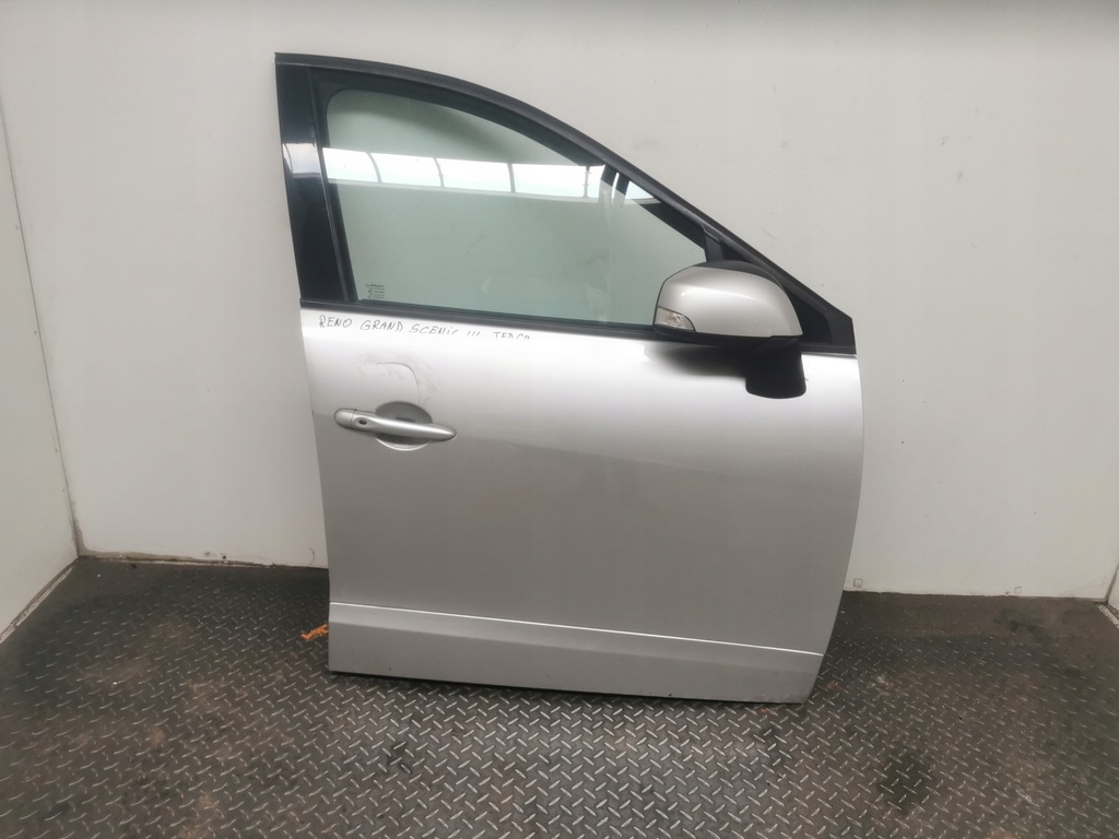 фото №1, Дверь правый перед renault grand scenic iii lift ted69