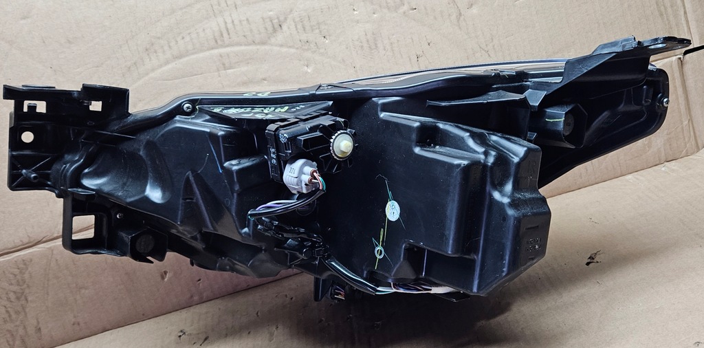 фото №9, Mazda 2 ii dj lift 19-21reflektor лампа права led 13 pinów