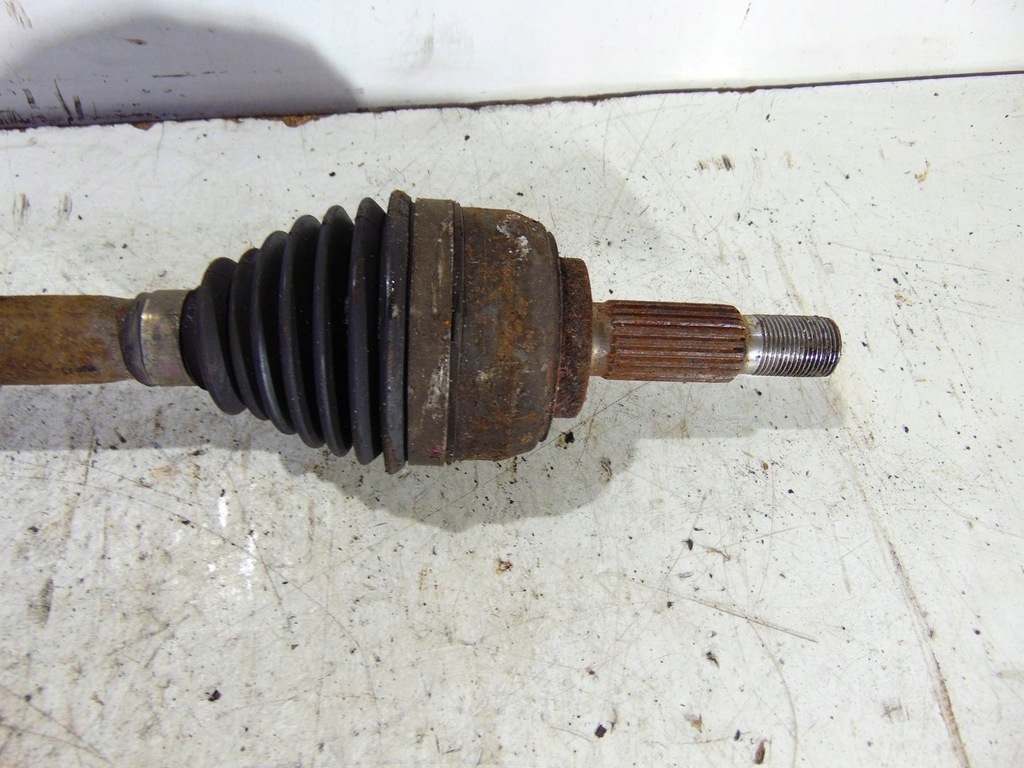 фото №3, Приводной вал левая renault twingo ii 1.2 8200482429