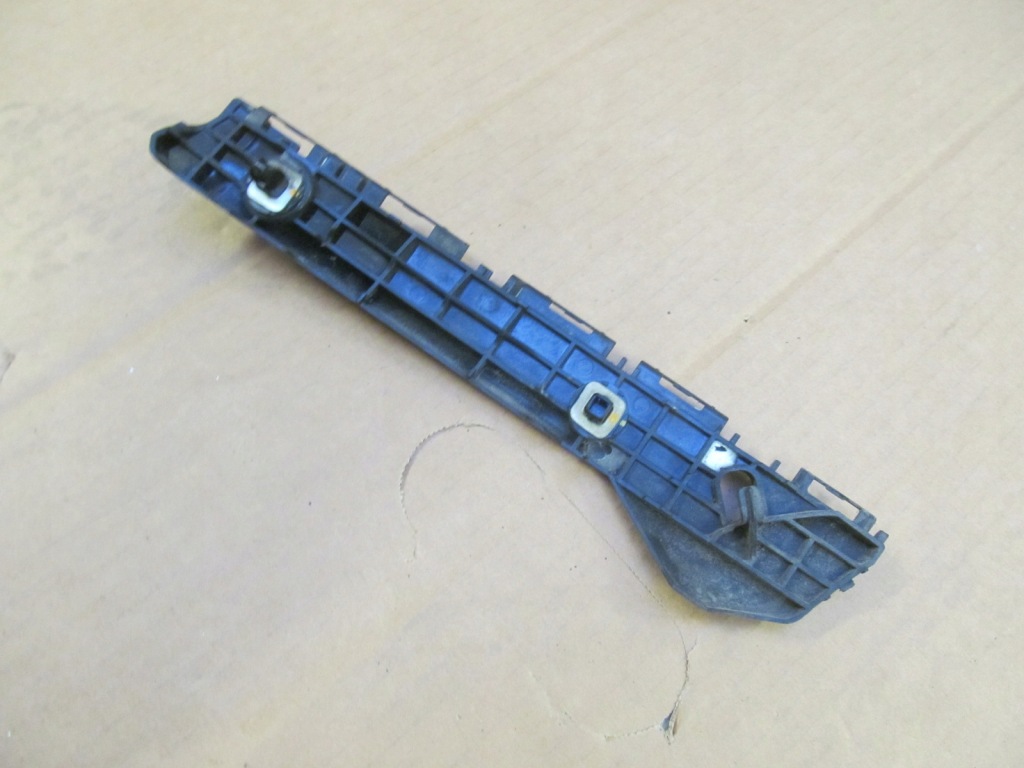 Toyota оригинальный номер 52576-0d262 направляющая бампера заднего Цена