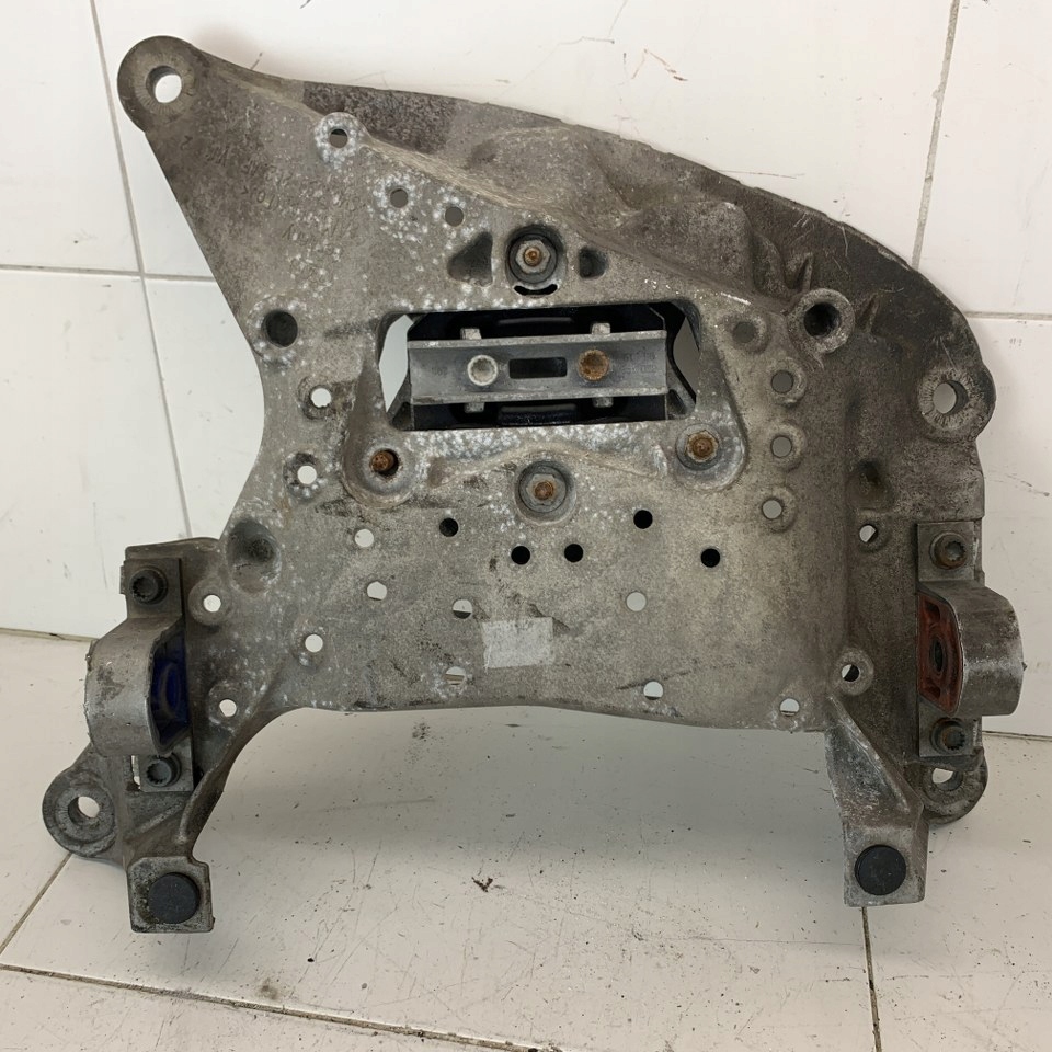 Кронштейн опора кронштейн коробки передач audi a6 c7 4g 3.0 tdi quattro plx 17r Доставка