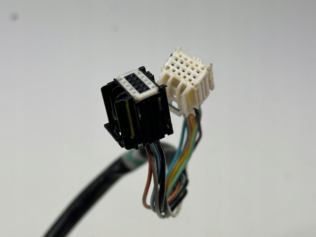 фото №10, Cadillac escalade yukon tahoe 07-14r зеркало наружное правое 15 pin oem