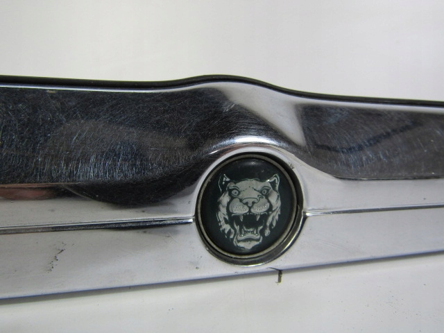 фото №10, Jaguar xj x308 молдинг кришки кришки багажника значок кнопка