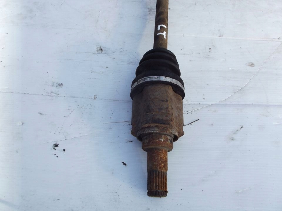 Приводной вал левый задний  lexus rx350 09r Доставка