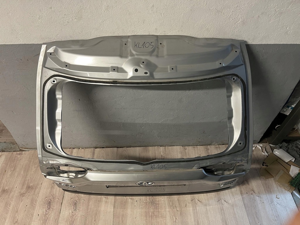 фото №10, Toyota rav4 v крышка багажника багажника