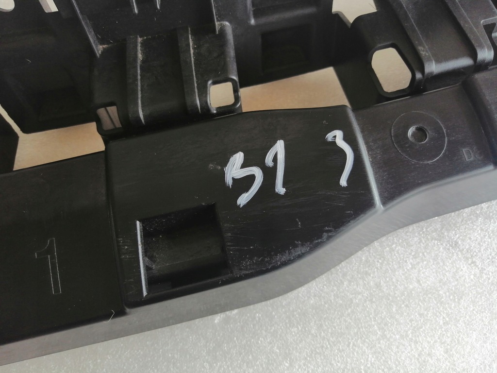 фото №10, Направляющая бампера задняя ford kuga mk3 lv4b-17b861-dj