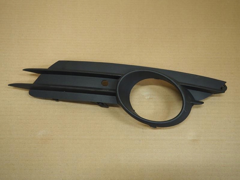 фото №1, Решітка заглушка бампера лівий перед opel corsa d