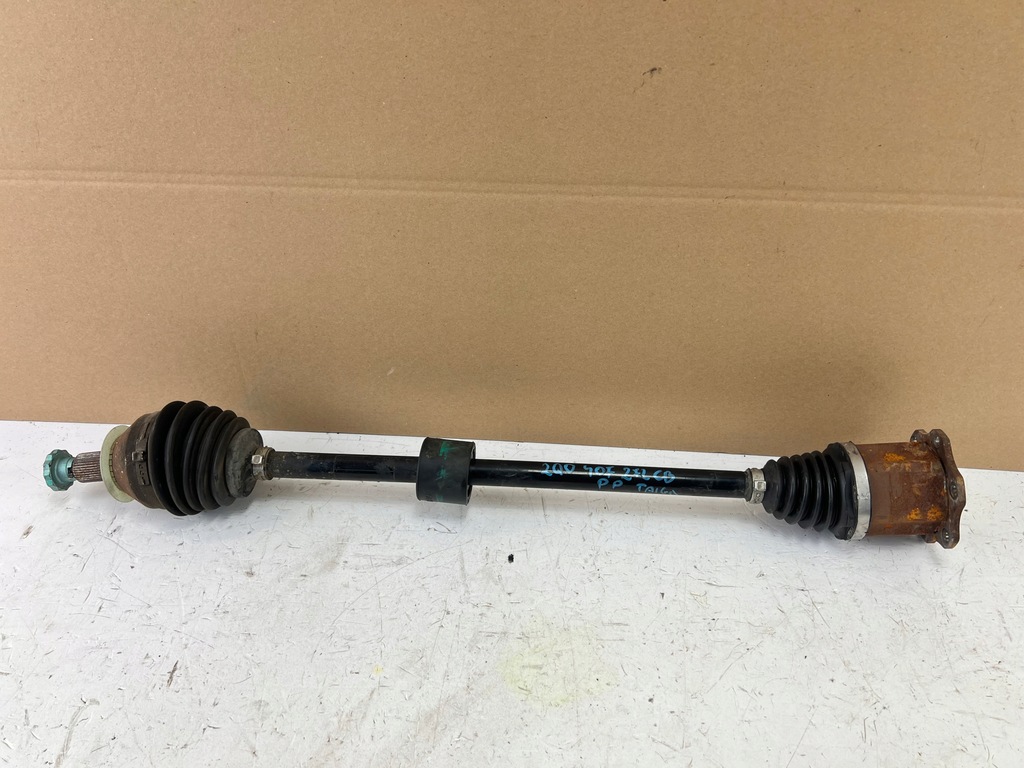 фото №1, Приводной вал правая передняя taigo 2q0407272ca