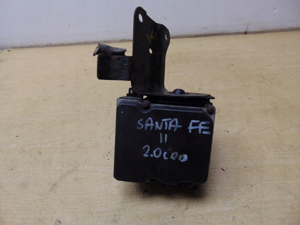 Насос abs блок управления hyundai santa 2 2.2d 58910-2b850 в Украине