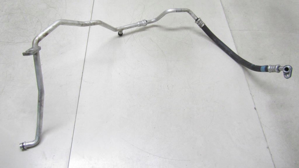 фото №7, Toyota avensis t29 1.6 шланг кондиционера 88707-02190