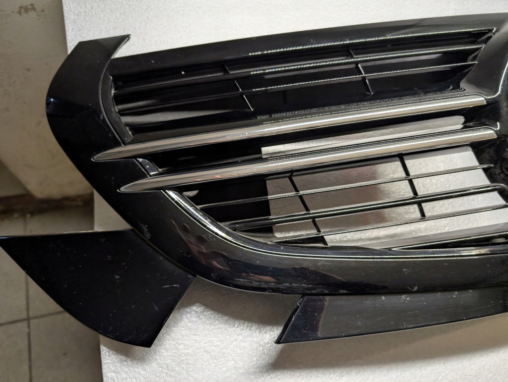 фото №2, Mercedes eqc w293 293 решітка радіатора бампера перед камера решітка радіатора