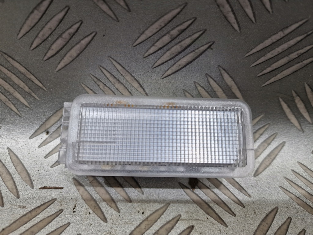 фото №1, Лампа освещение салона opel corsa f