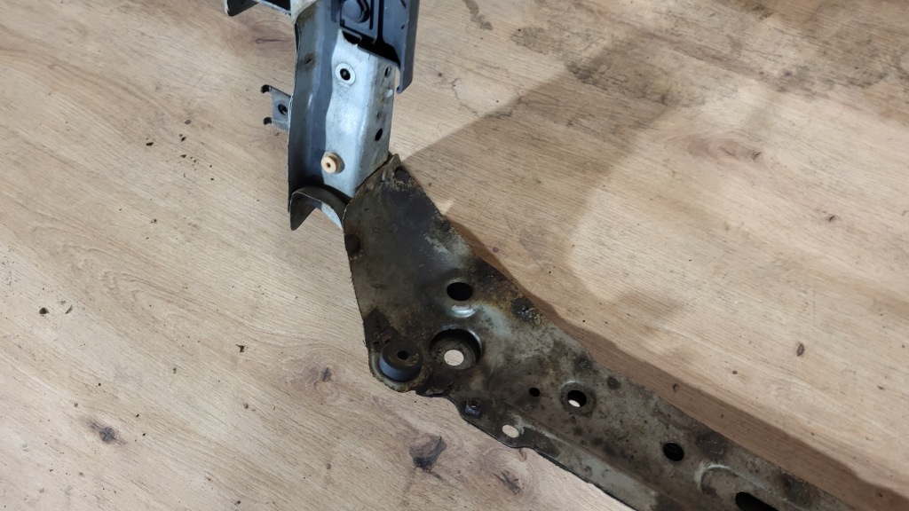 фото №6, Pas передний усилитель honda civic viii 8 hb 5d ufo nh700m