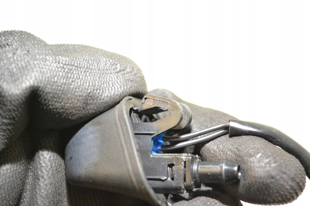 фото №7, Bmw 3 e90 насадка распылителя 7131299